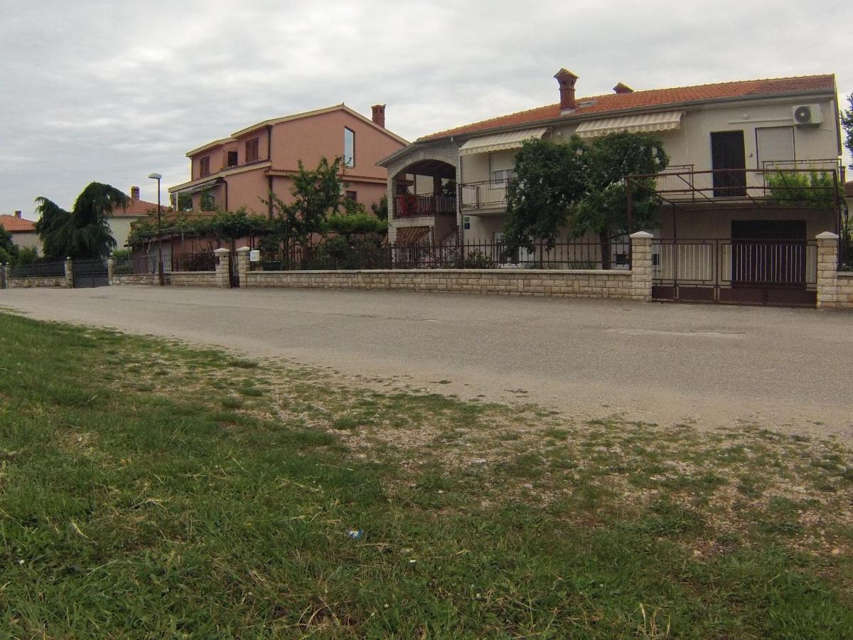 Apartma Plisko *